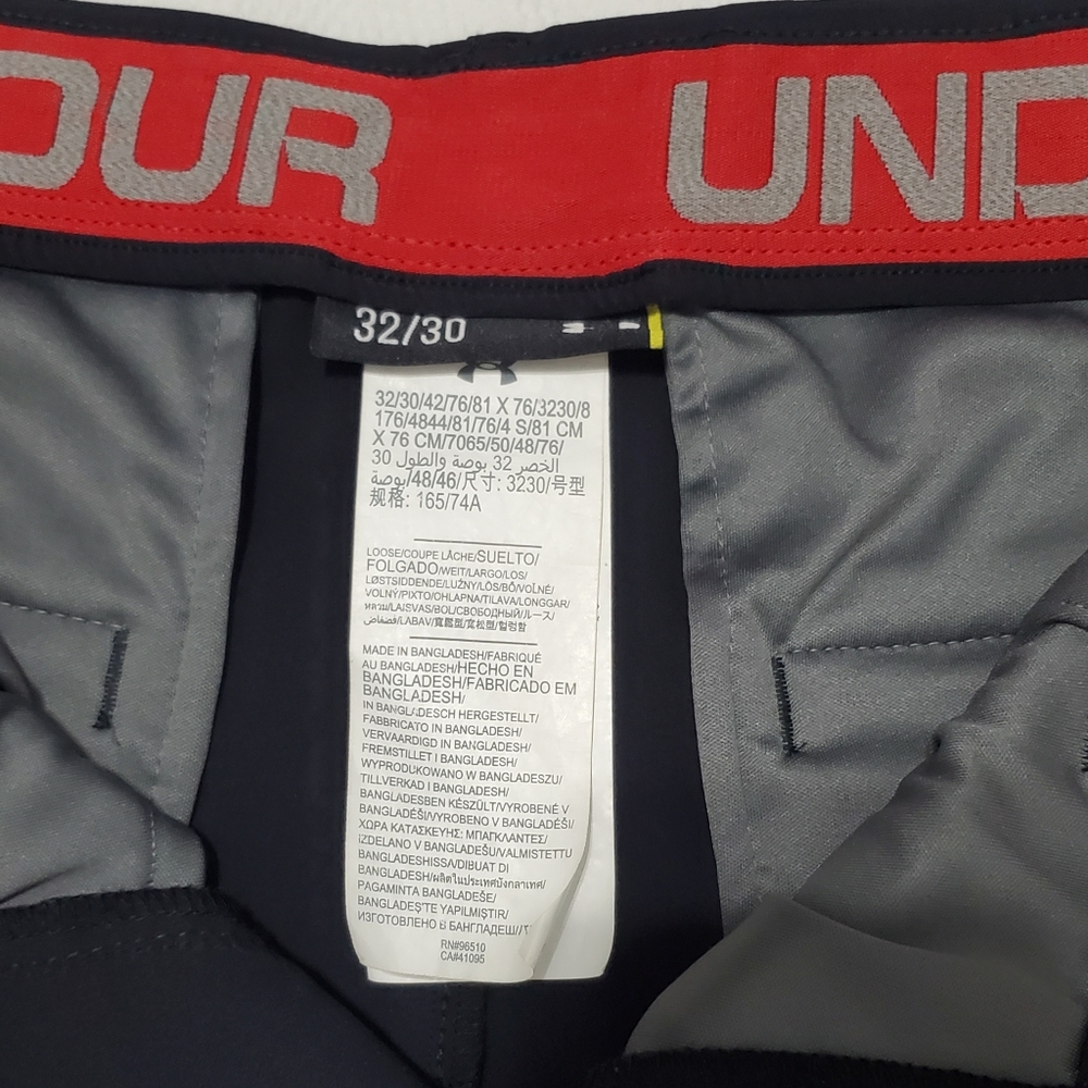 Under Armour Men's Black Golf  Chinos 32 Waist - Picture 3 of 6